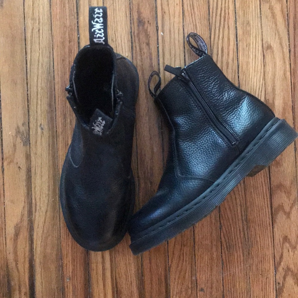 Dr Martens Aunt Sally with Zip